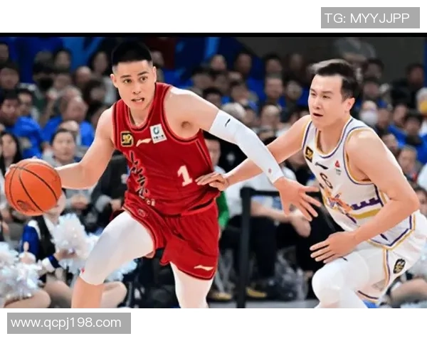 北京篮球队防守策略分析与比赛表现评估探讨